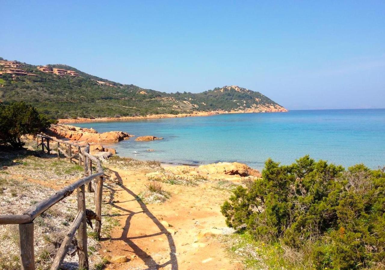 San Teodoro Punta Est Curatissimo Bilocale Apartman Capo Coda Cavallo Kültér fotó